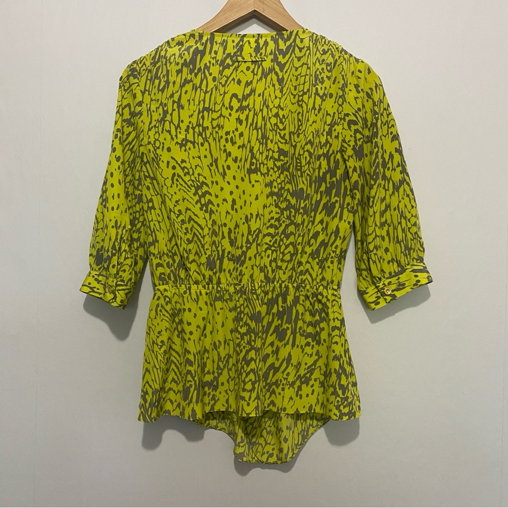 Yoana Baraschi Neon Printed Peplum Blouse XS V-Neck Preppy Feminine Lightweight - Picture 3 of 7
